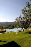 Luxury Chianti For Four