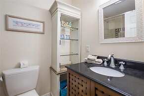 7 Doors Down 3 Bedroom Villa by RedAwning