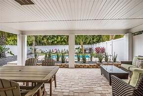 7 Doors Down 3 Bedroom Villa by RedAwning