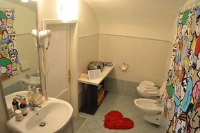 Charming Getaway in Florence.. European University