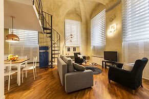 Cool Loft Deluxe by Dante House, Top Location