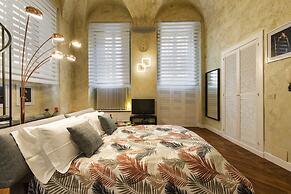 Cool Loft Deluxe by Dante House, Top Location