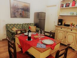 Golden Authentic Florentine Gem, Perfect Location