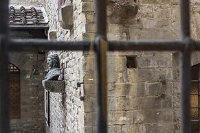 Luxury Large Loft by Dante House, Top Location