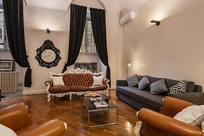 Luxury Large Loft by Dante House, Top Location