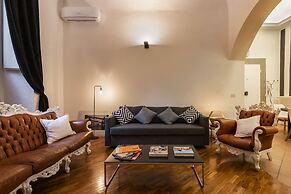 Luxury Large Loft by Dante House, Top Location