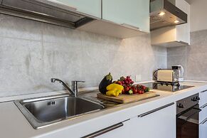 Renovated 19th-Century Apartment in an Authentic Area