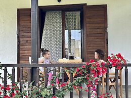 The 4 Travellers Halkidiki