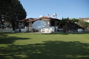 The 4 Travellers Halkidiki