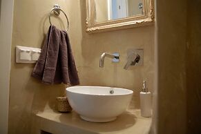 The 4 Travellers Halkidiki