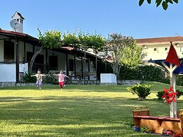 The 4 Travellers Halkidiki