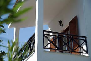 The 4 Travellers Halkidiki