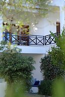 The 4 Travellers Halkidiki