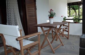 The 4 Travellers Halkidiki