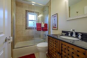 1 Step Closer 2 Bedroom Villa by RedAwning