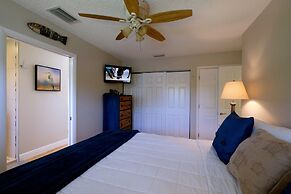 1 Step Closer 2 Bedroom Villa by RedAwning