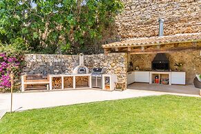 Mallorca Beautiful Villa With Pool in Puigpunyent