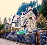 The Vagabond Bunkhouse & Pizzaria - Hostel