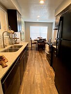 Evie's Campus-close 2 bedroom luxury