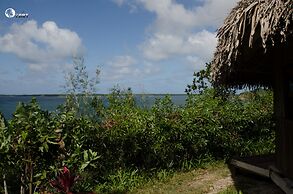 Les Acacias Bungalows Manambato