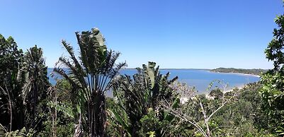 Les Acacias Bungalows Manambato