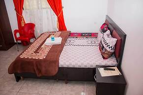 Evaville Hotel N Lounge