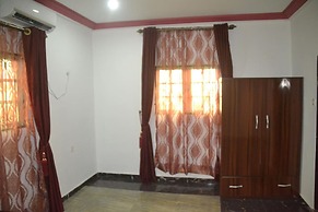Evaville Hotel N Lounge