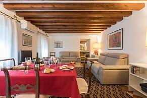 Ca' Carmini with Private Garden