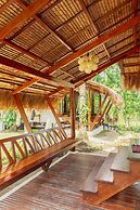 Harana Surf Resort - Hostel