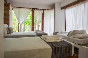 Harana Surf Resort - Hostel