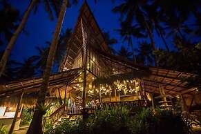 Harana Surf Resort - Hostel