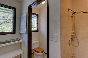 Hale O Nani Mala Pua 3 Bedroom Home by RedAwning