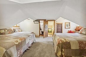 Emory House 8 Bedroom Cabin by RedAwning