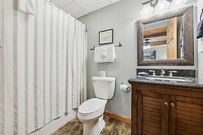 Emory House 8 Bedroom Cabin by RedAwning