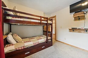 Emory House 8 Bedroom Cabin by RedAwning