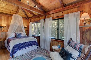 Peace Of Paradise 1 Bedroom Cabin by RedAwning