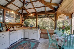 Peace Of Paradise 1 Bedroom Cabin by RedAwning