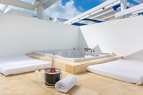 SBV Luxury Ocean Hotel Suites