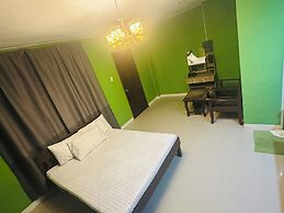 Rozay Travellers Inn