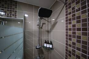 Brown Dot Hotel Cheonan