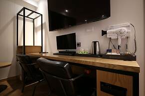 Brown Dot Hotel Cheonan