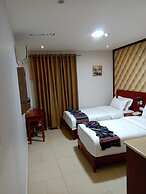 Seven Days Hotel