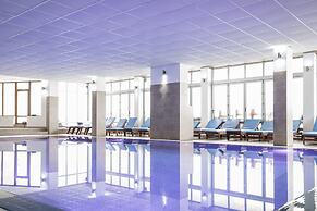 Sky Cabin Apartments