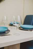 Sky Cabin Apartments