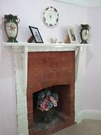 Langley Cottage B & B