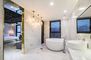 Hotel The Castle Jamsil