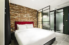 Hotel The Castle Jamsil