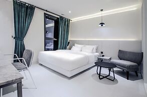 Hotel The Castle Jamsil