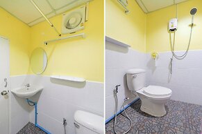 OYO 89928 Acf Guest House