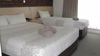 Bristol Hill Motor Inn